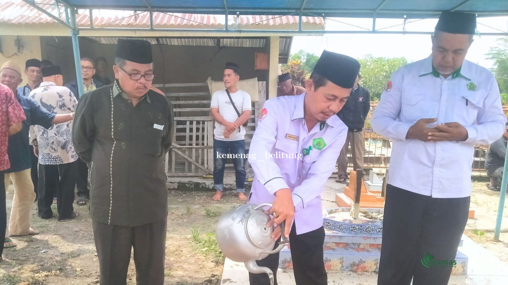 Kemenag Belitung Takziyah dan Hadiri Pemakaman Mantan Kasubbag TU, Almarhum Imam Tauhid