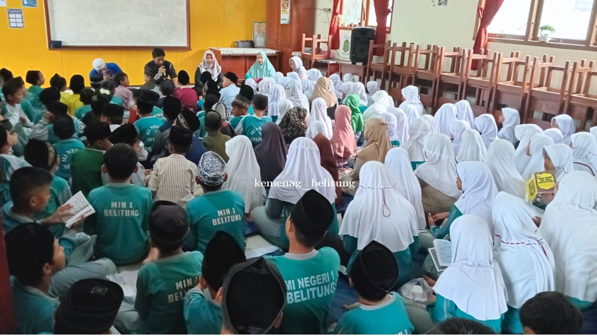 MIN 1 Belitung Gelar Doa Bersama dan Penggalangan Donasi untuk Korban Banjir di Sumatra