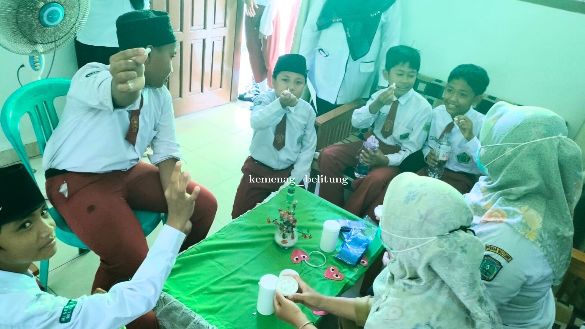 Siswa MIN 1 Belitung Semangat Ikuti Pemberian Obat Cacing Tahap Dua