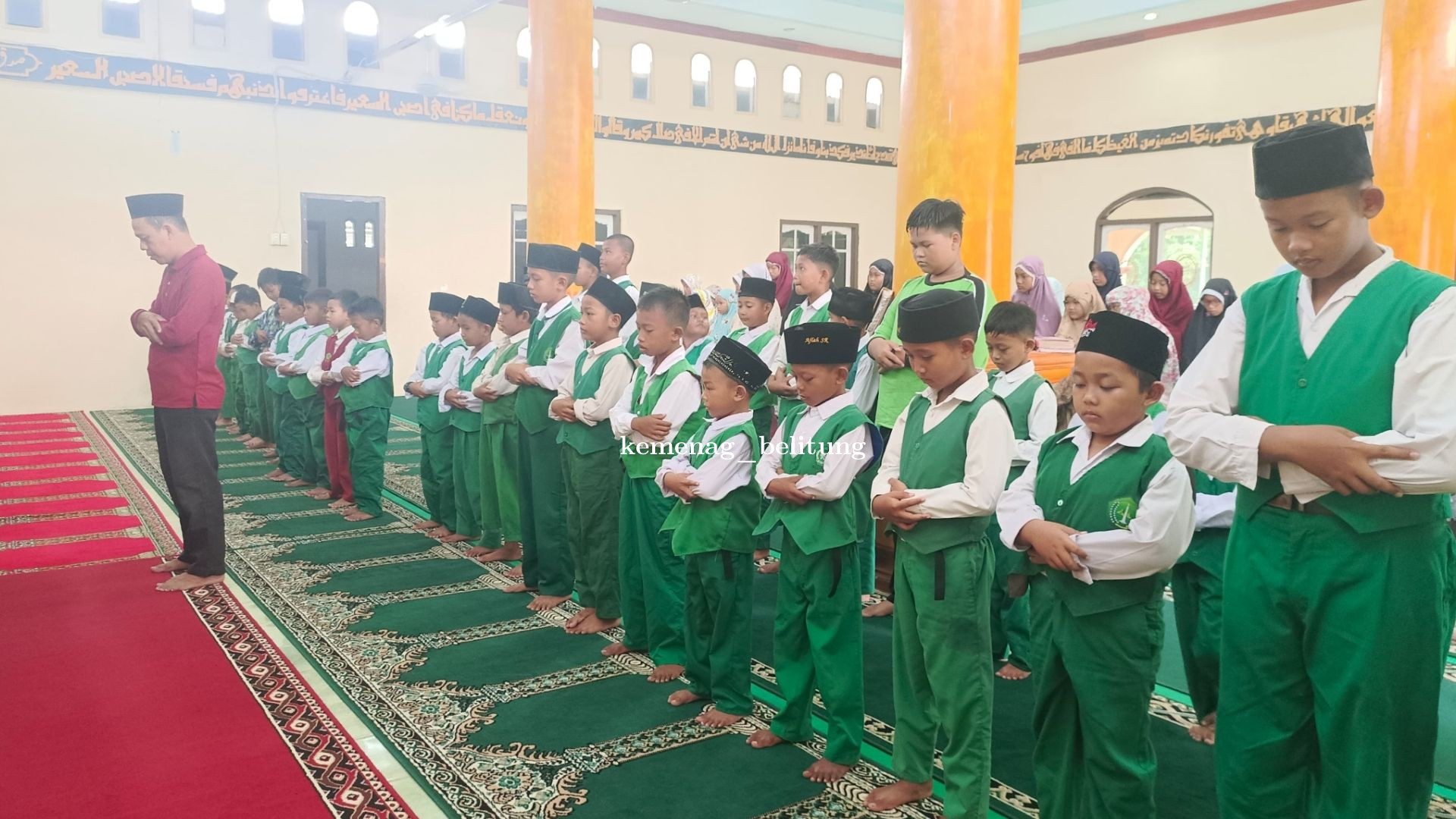MIN 2 Belitung Gelar Shalat Dhuha Bersama untuk Bentuk Karakter Islami Siswa