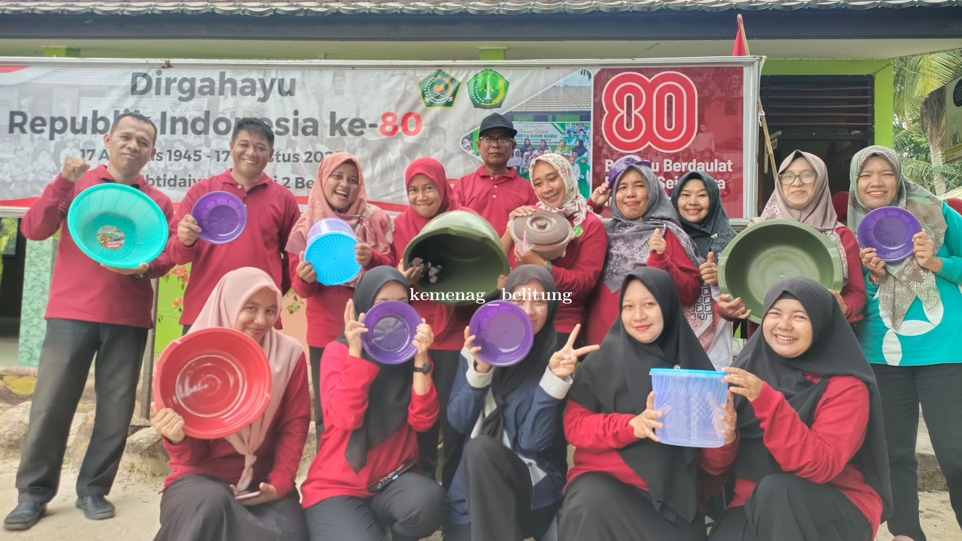 Guru Se-Gugus Kabong Antusias Ikuti Lomba HUT RI ke-80 Tahun