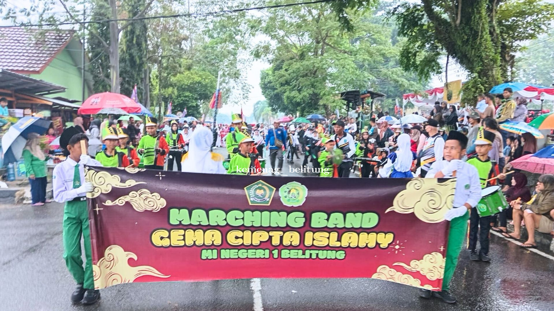 Drumb Band Gema Cipta Islamy MIN 1 Belitung Meriahkan Pawai Pembangunan Kabupaten Belitung