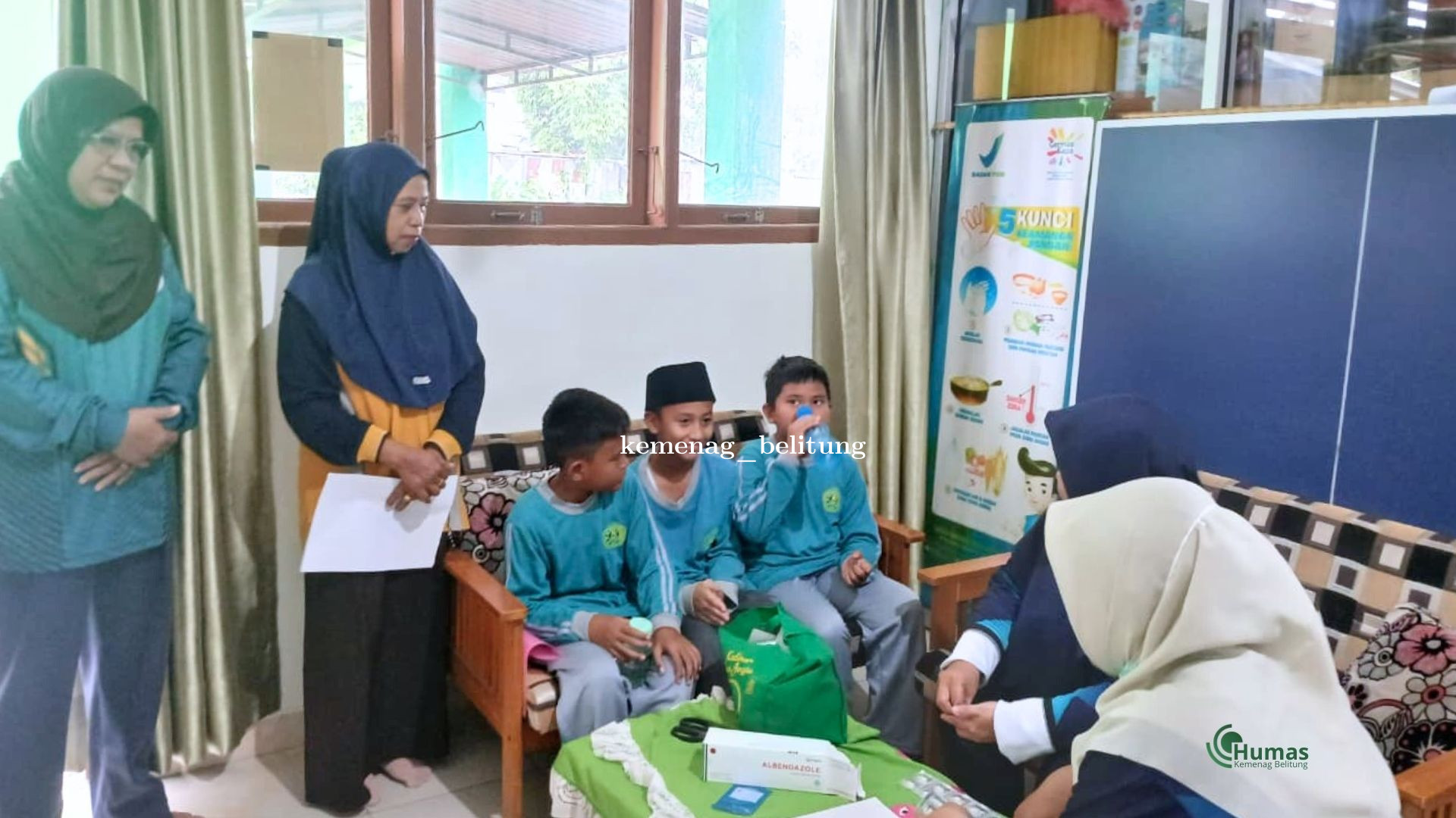Sinergi Puskesmas Air Saga dan MIN 1 Belitung, Perkuat Pencegahan Cacingan pada Siswa